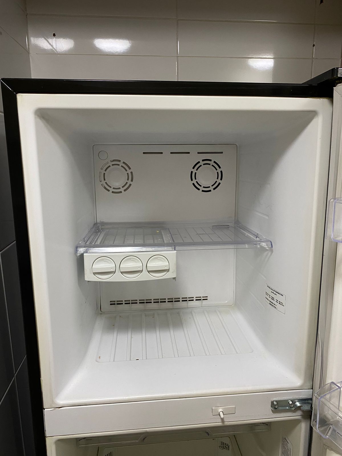 Refrigerador Fensa Advantage 7105 - Imagen 4