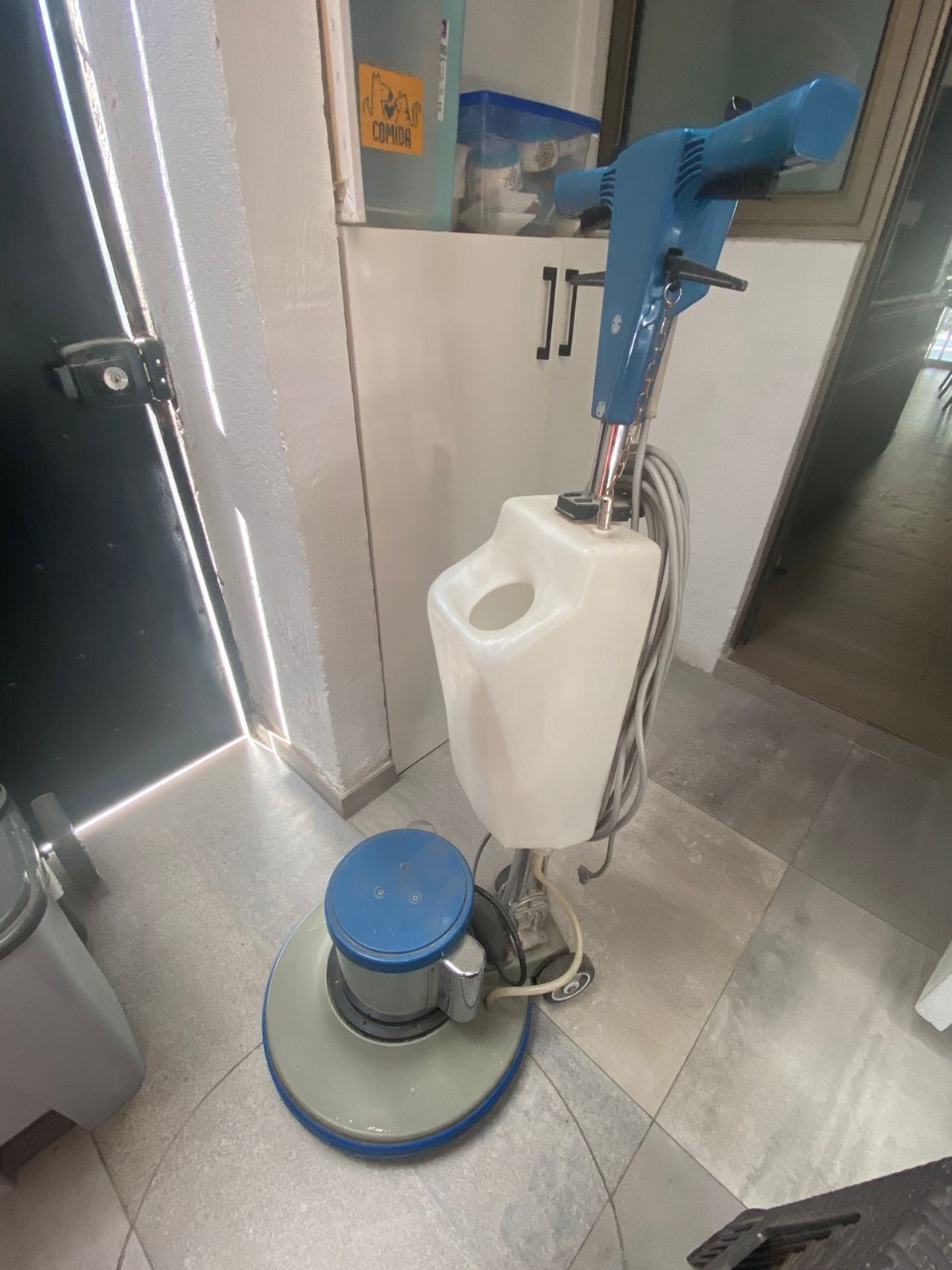 Máquina abrillantadora para pisos