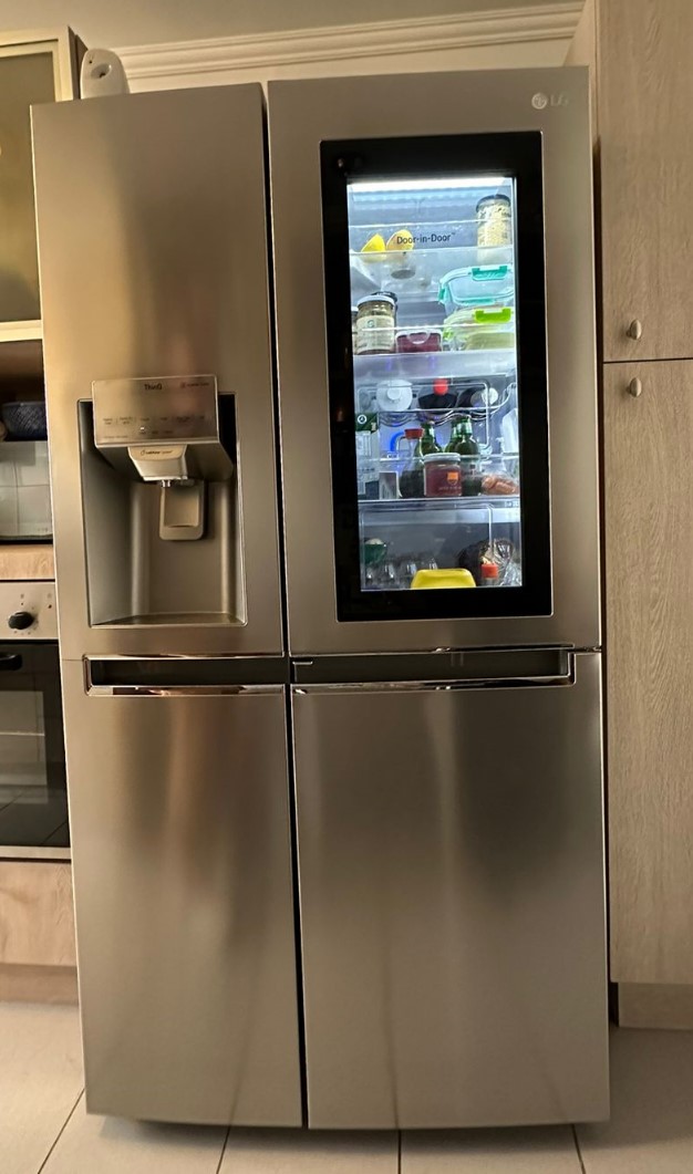 Refrigerador LG side by side InstaView 608 Lts