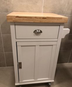 Mueble de baño con toallero