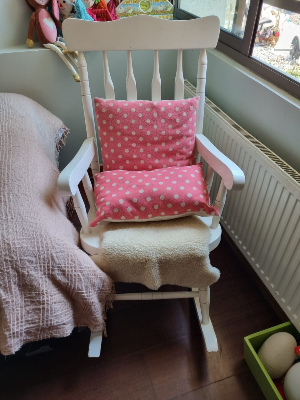 Silla mecedora de madera