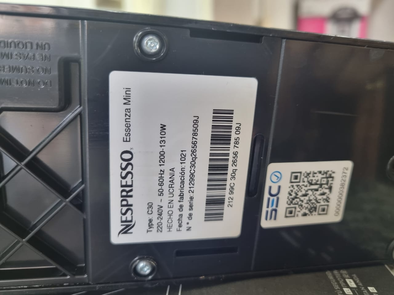 Cafetera Nespresso Essenza mini - Imagen 2