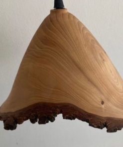 Lámpara artesanal madera