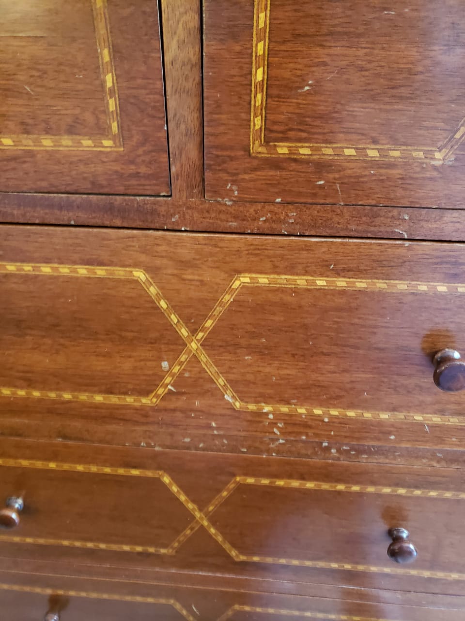 Cómoda 6 cajones nogal con marquetería - Imagen 5