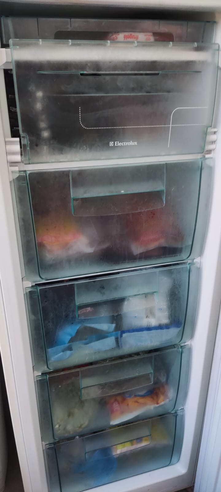 Congelador vertical Electrolux - Imagen 2