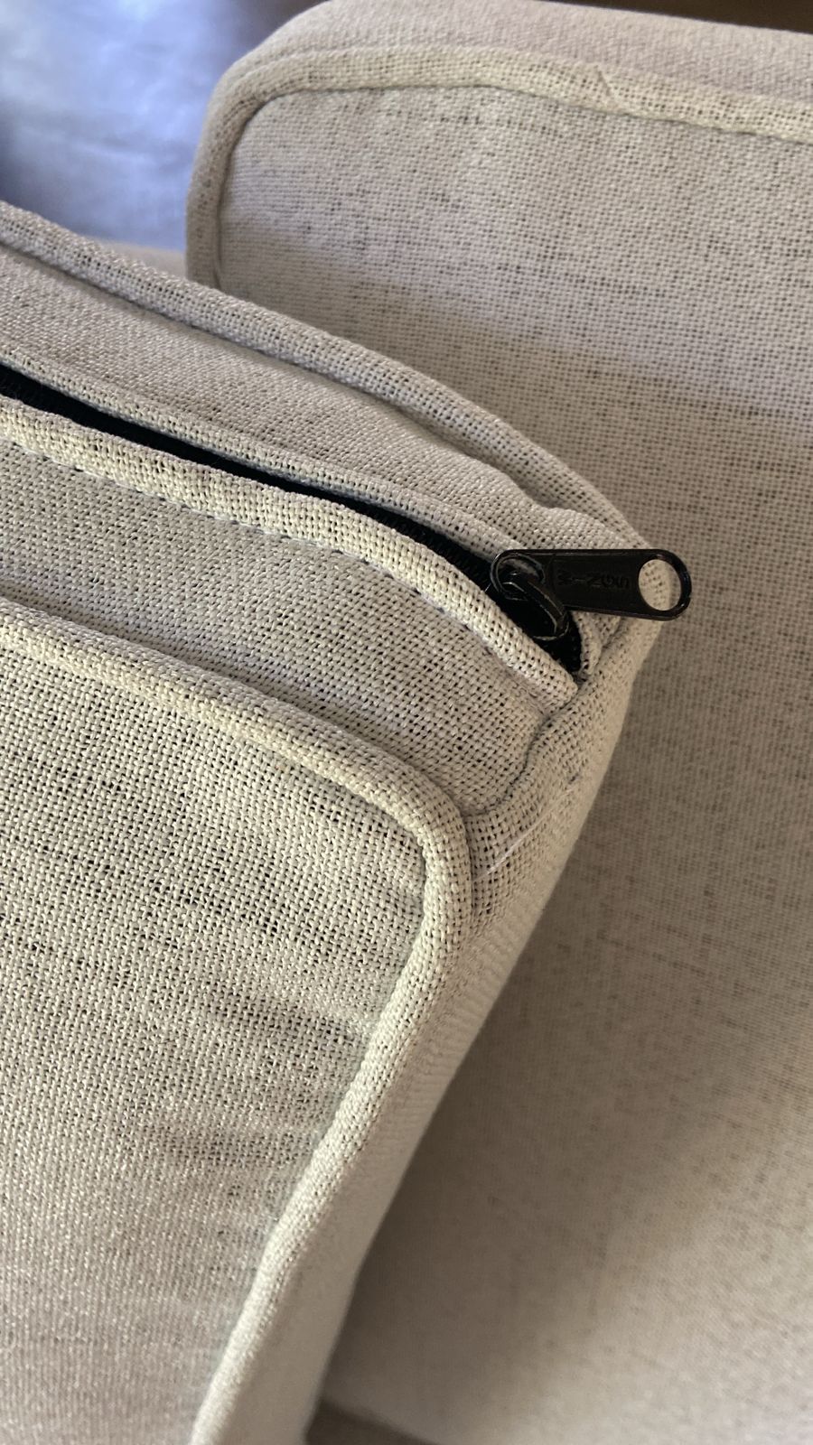 Sofá seccional izquierdo de lino blanco - Imagen 4