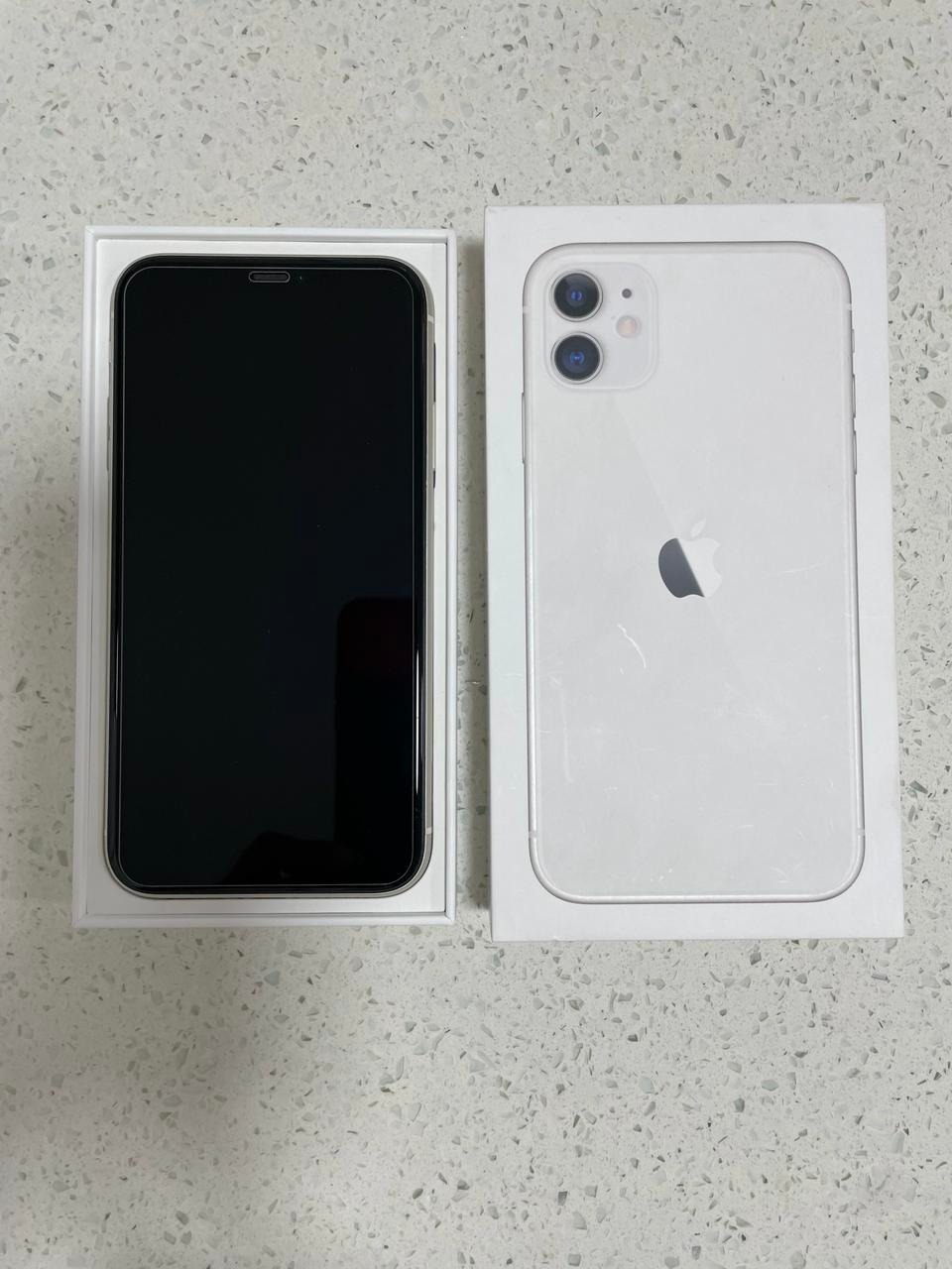iPhone 11 blanco 128 GB