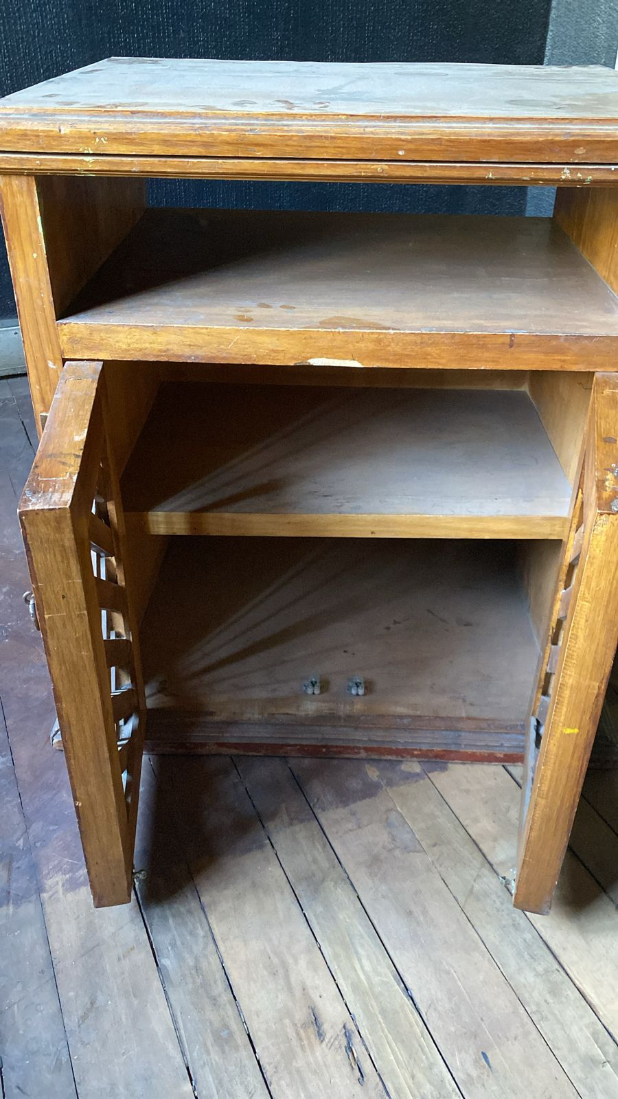 Mueble TV de madera cubierta giratoria - Imagen 2