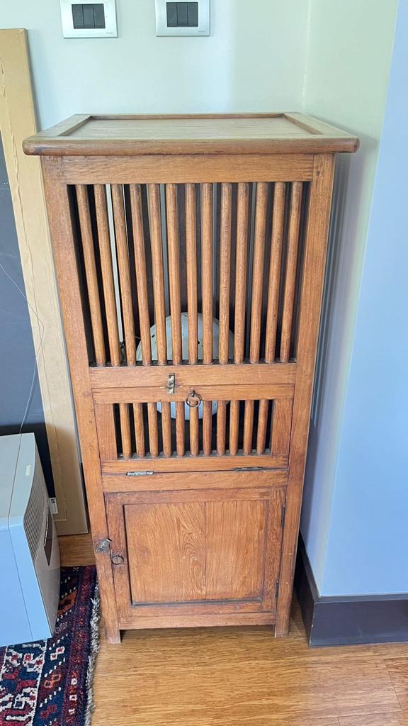 Mueble estante Indonesia