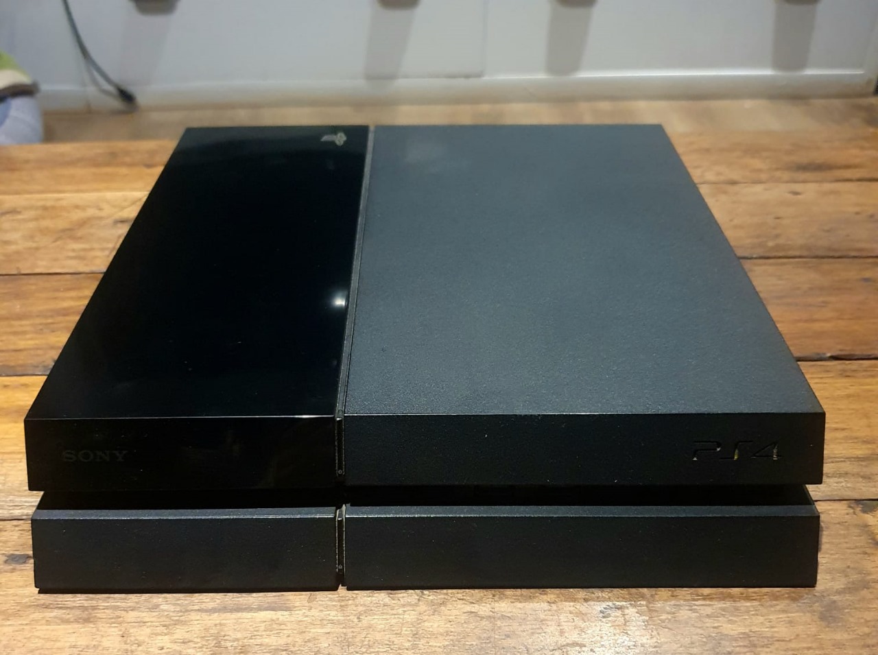 Playstation 4 de 500 GB + 6 juegos