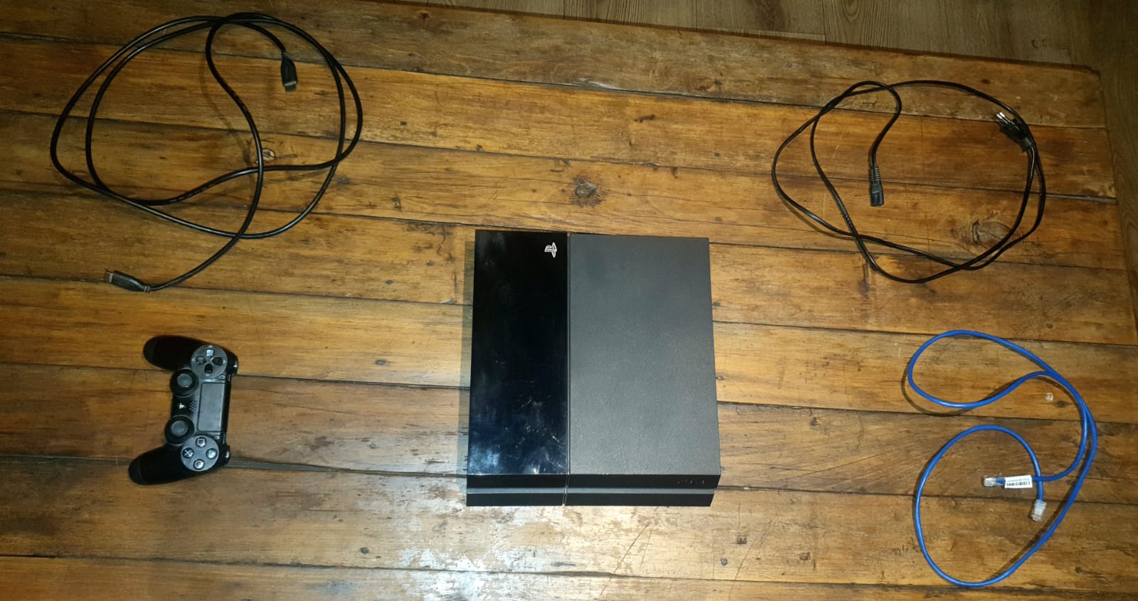 Playstation 4 de 500 GB + 6 juegos - Imagen 6