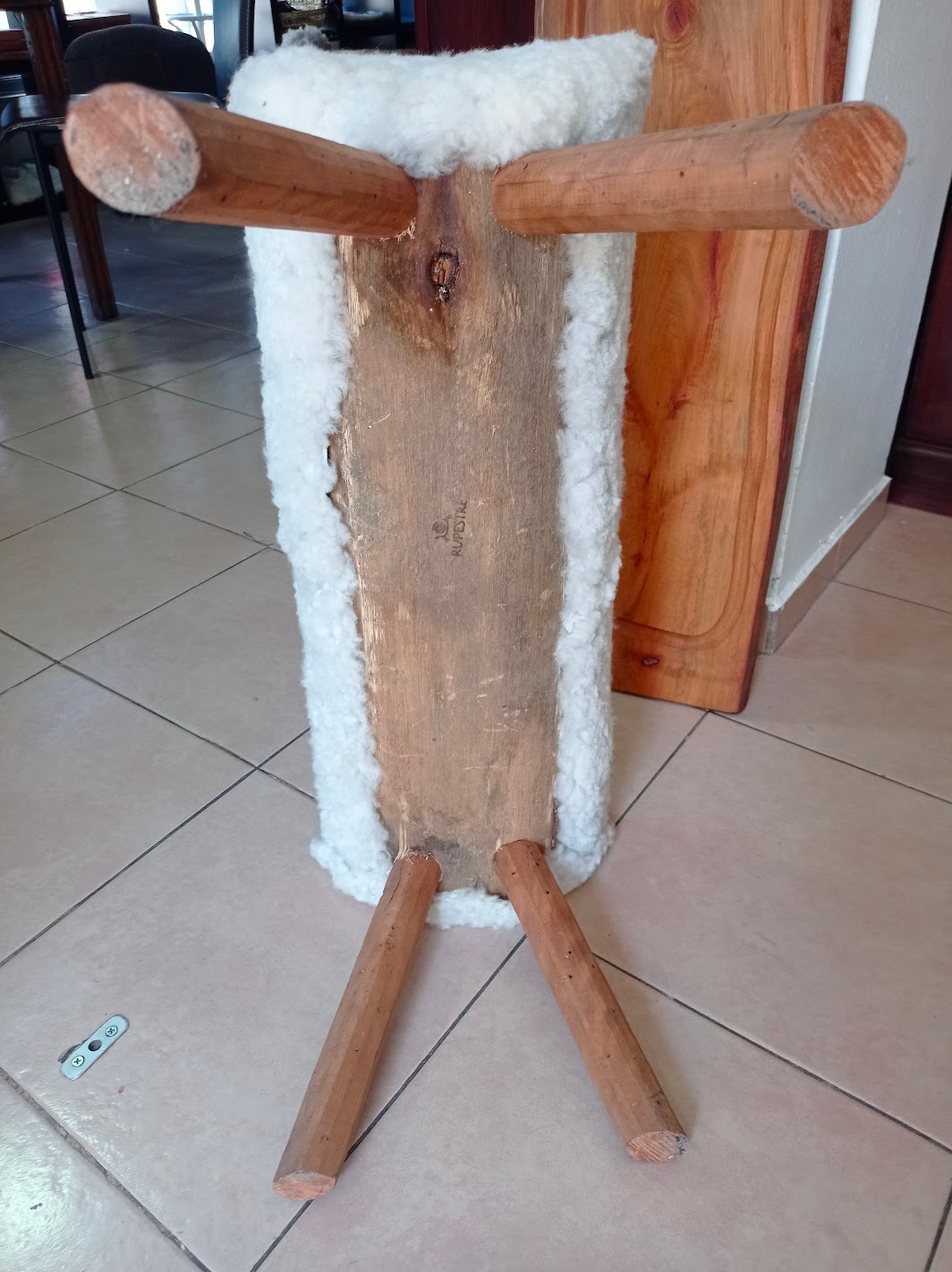 Banqueta madera y lana natural - Imagen 3
