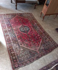 Alfombra persa Tribal