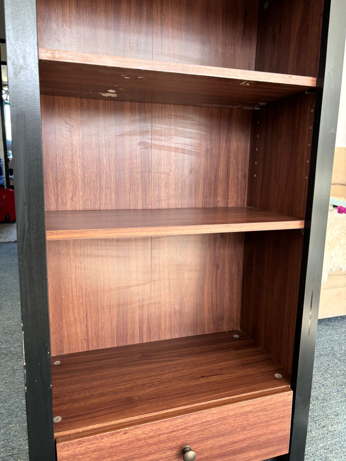 Librero con cajón de madera - Imagen 2