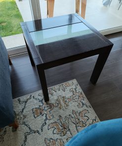 Mesa lateral wenge con vidrio central