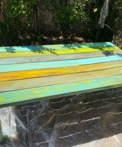 Mesa terraza rustica pintada