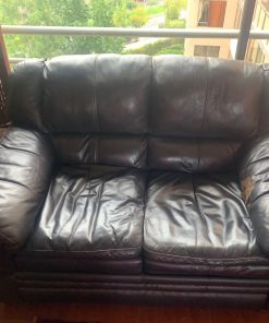 Sofá 2 cuerpos cuero negro