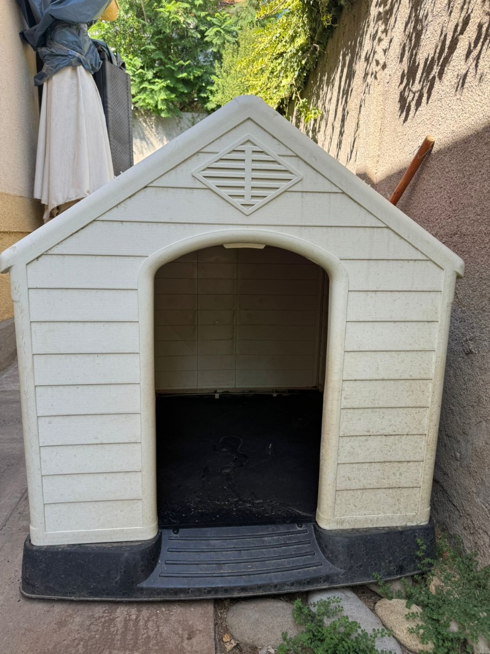 Casa de perros grande