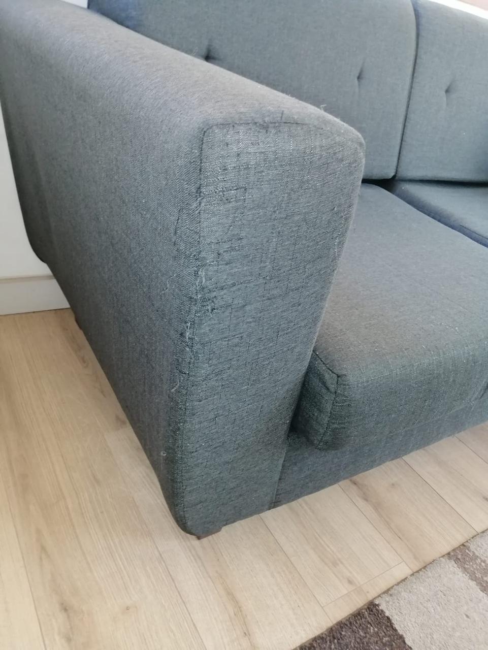 Sofá 2 cuerpos gris con funda - Imagen 2