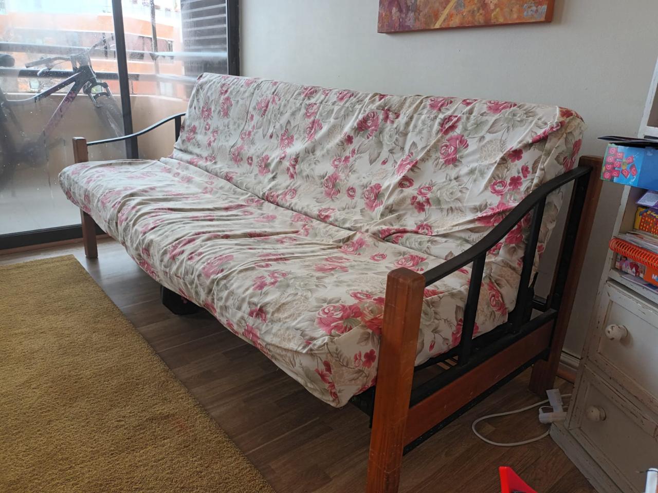 Par Futones madera y metal