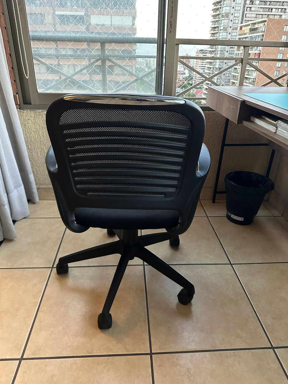 Silla escritorio ergonómica negra - Imagen 3