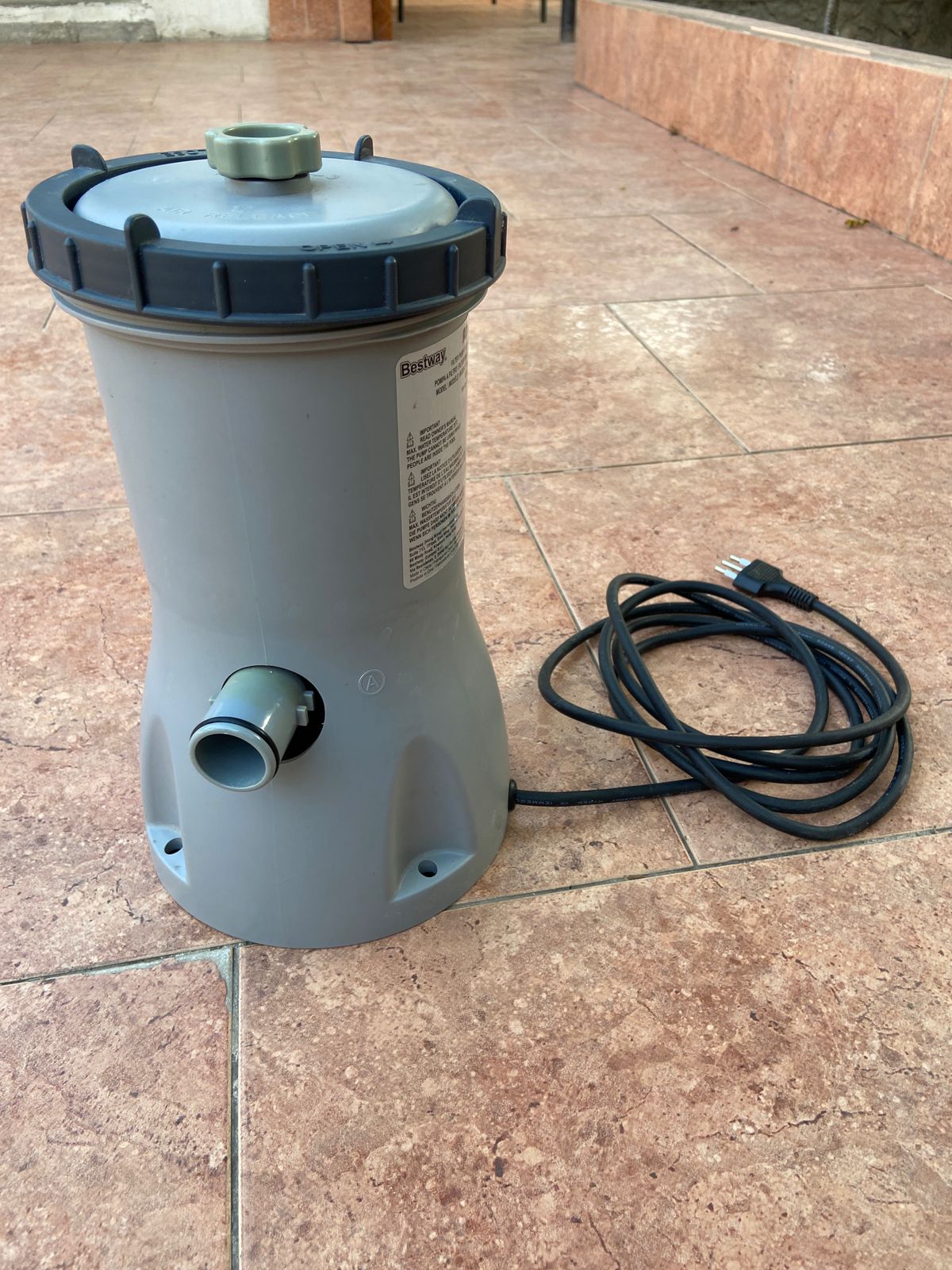 Piscina Bestway 7.140 litros - Imagen 6
