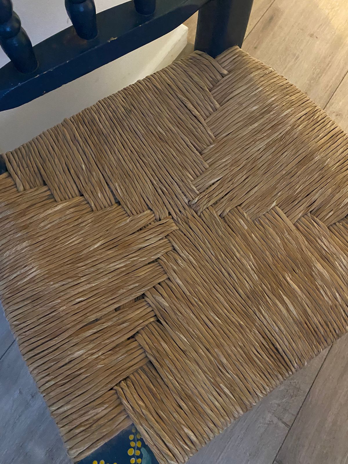 Silla baja madera con fibra - Imagen 3