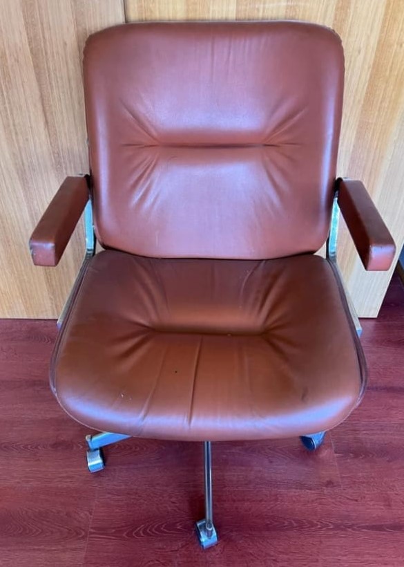 Silla escritorio ejecutivo café