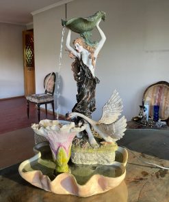 Fuente de agua resina