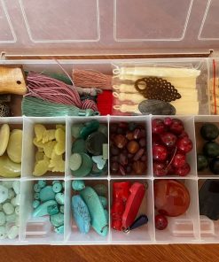 Caja de materiales bisutería