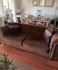 Sofá capitoné felpa chocolate