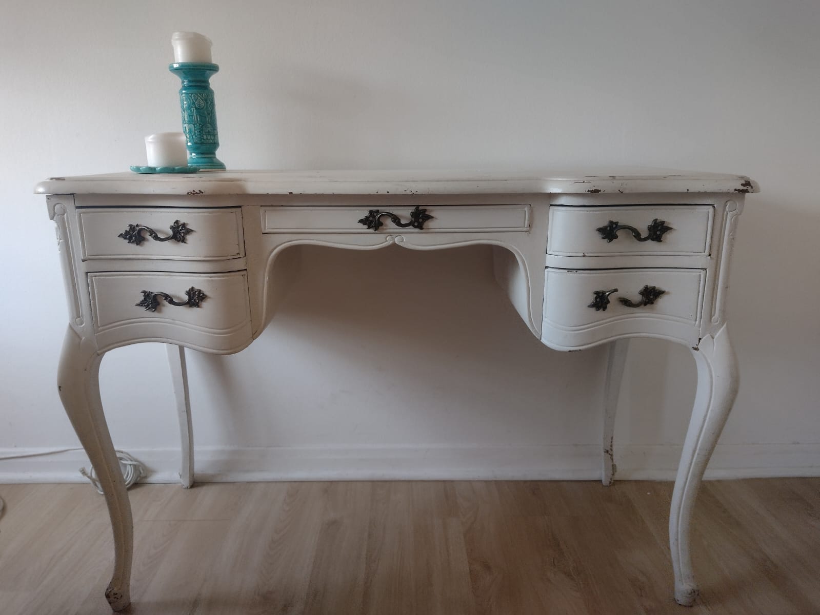 Escritorio vintage con silla - Imagen 3