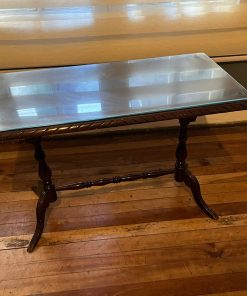 Mesa lateral color caoba