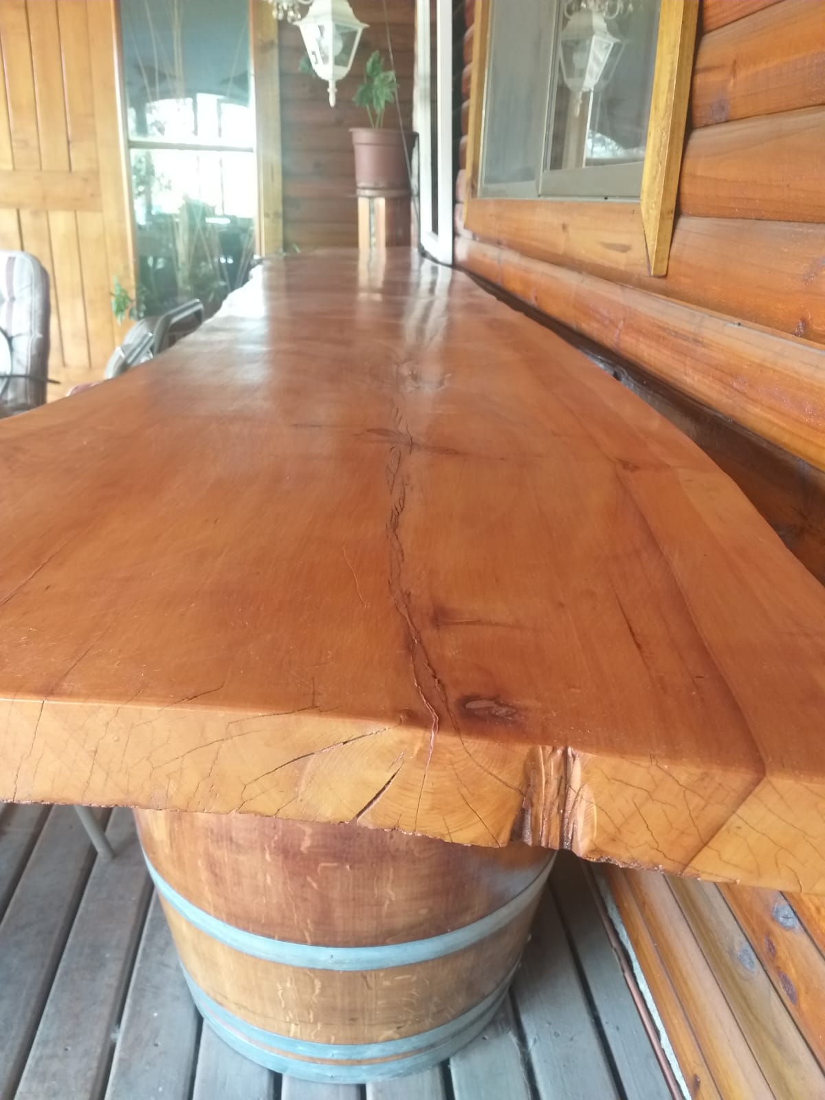 Mesón rustico con barriles - Imagen 4