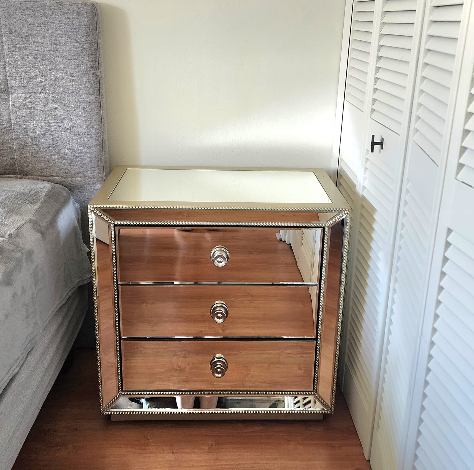 Par Veladores espejados