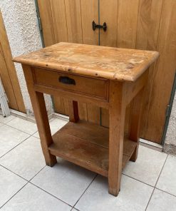 Mesa lateral con cajón