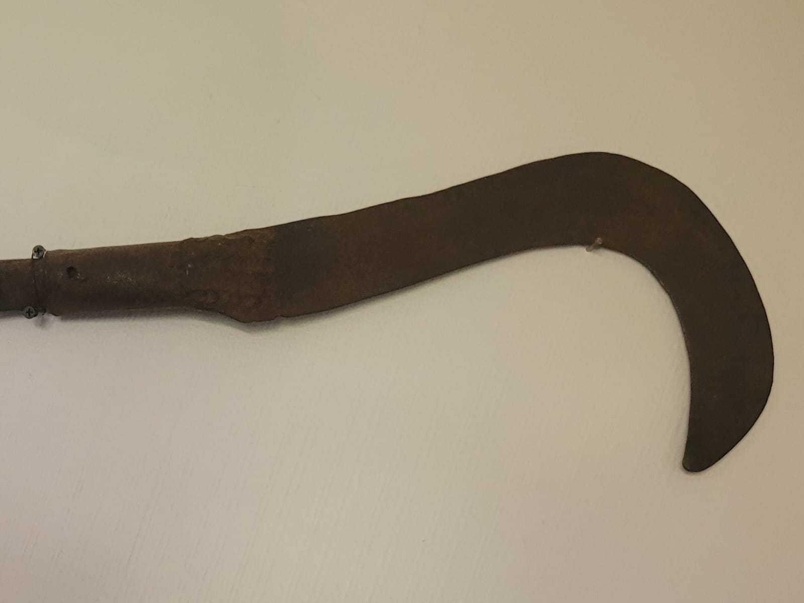 Par de guadañas antiguas - Imagen 6