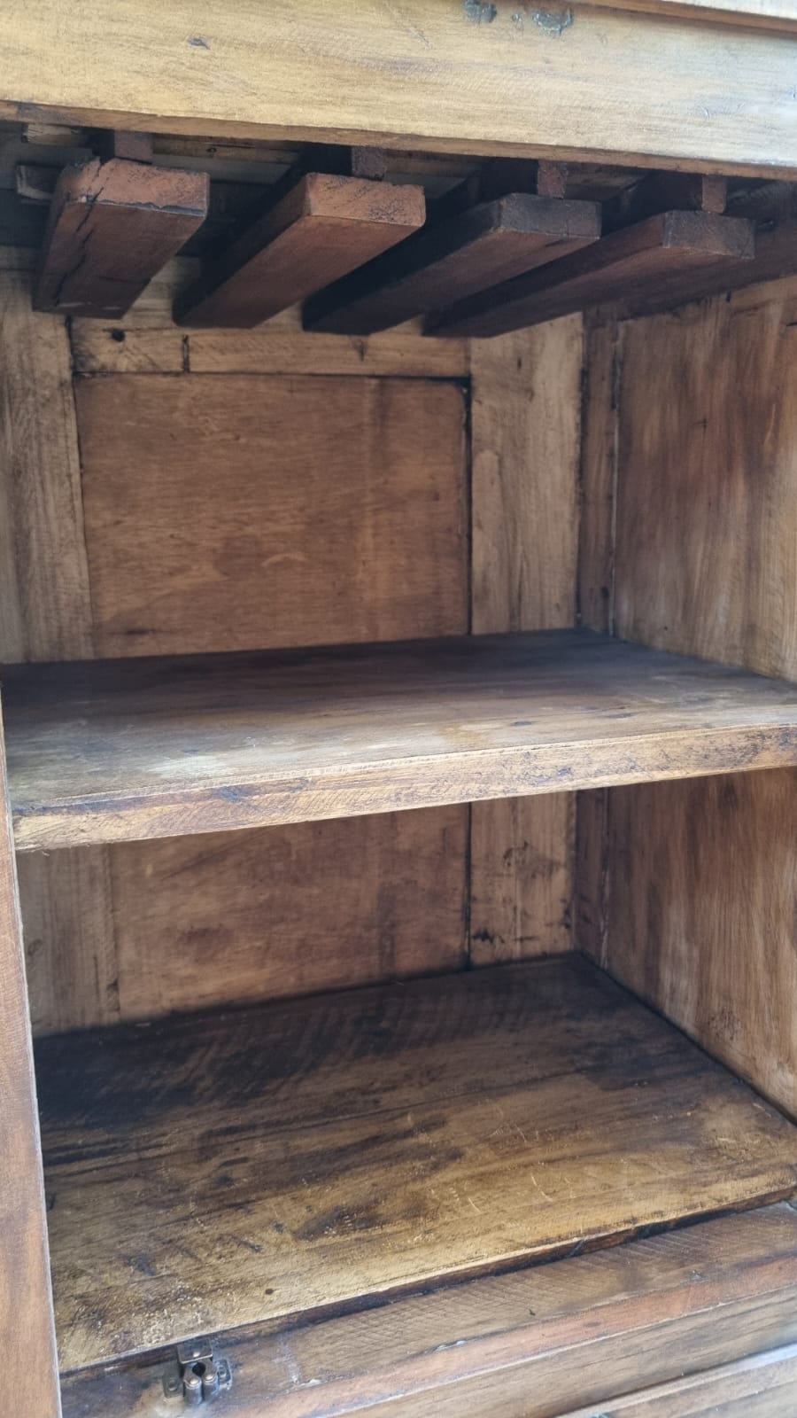 Mueble bar roble con cava - Imagen 5