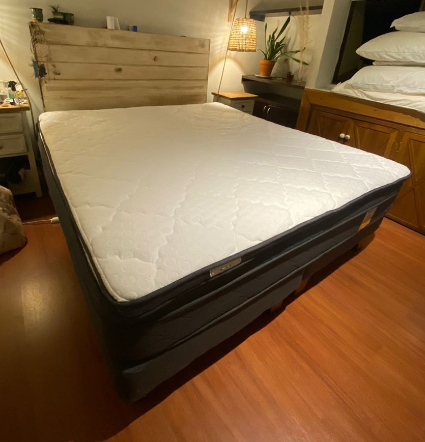 Cama europea King Drimkip con Topper