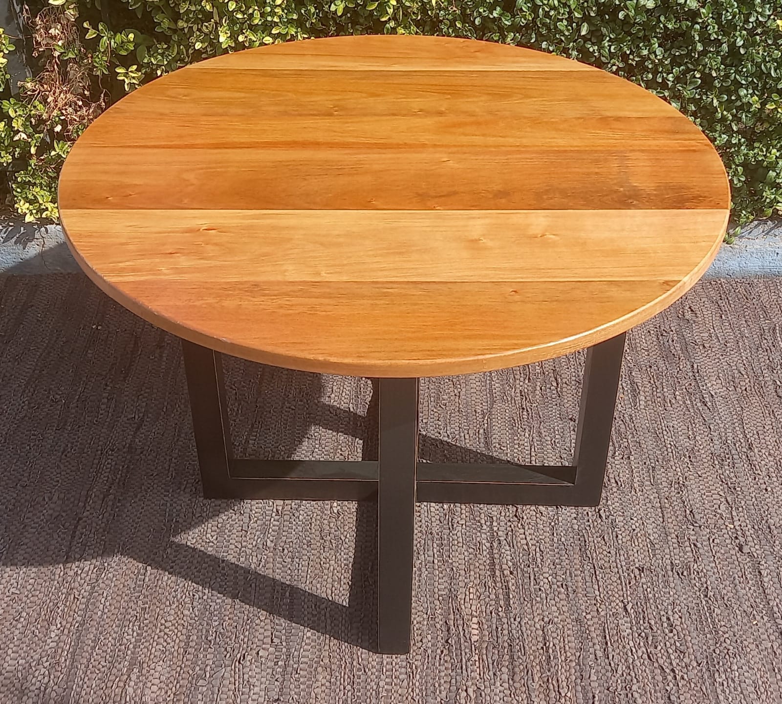 Mesa de comedor redonda 4 puestos (no incluye sillas) - Imagen 2