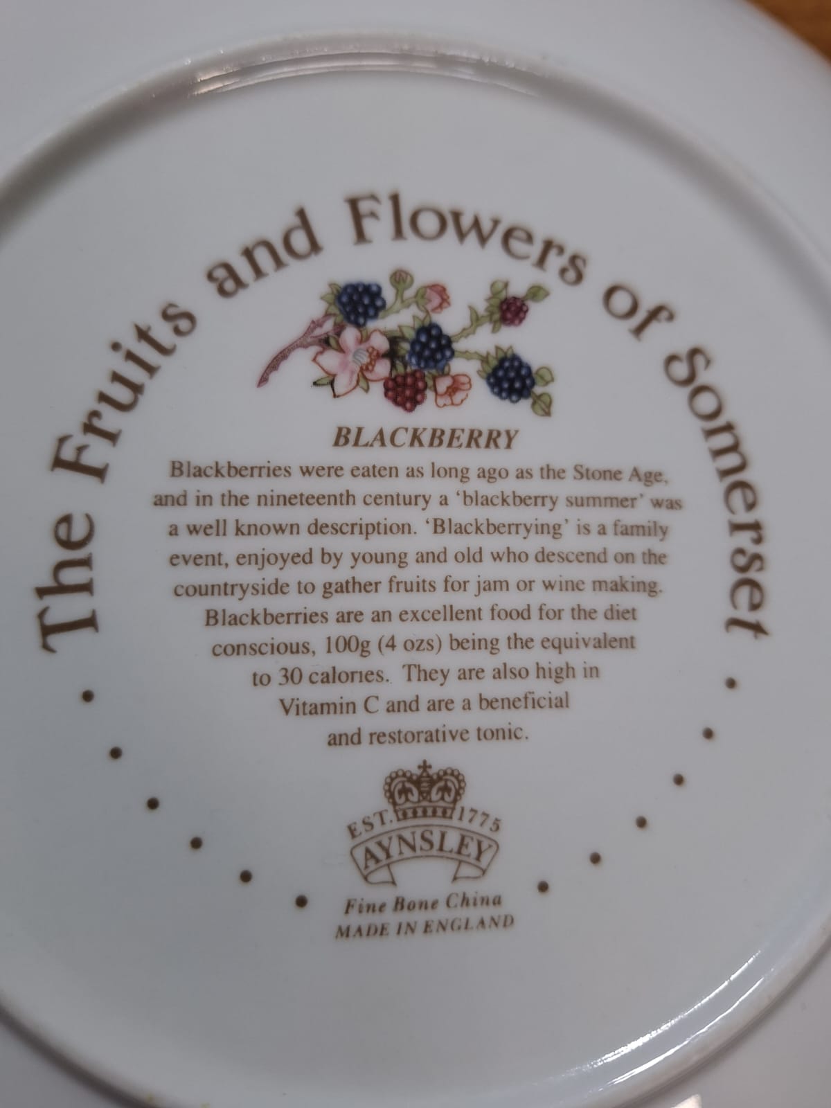 Plato decorativo porcelana Aynsley - Imagen 3