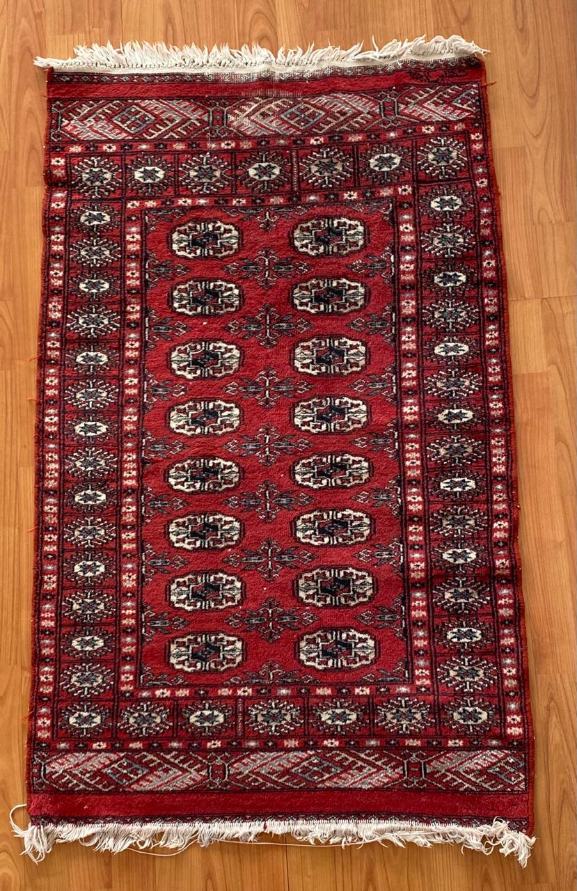 Alfombra lana fina burdeo