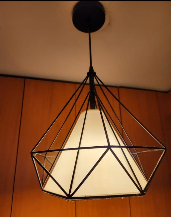 Lámpara de techo geométrica