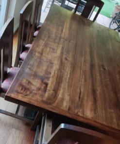 Juego comedor raulí con 6 sillas y 2 sitiales