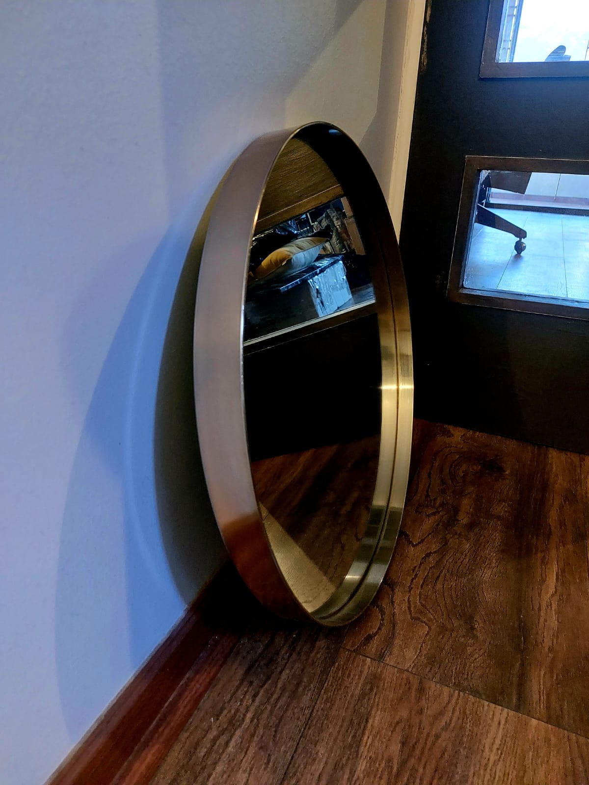 Espejo redondo marco metal dorado - Imagen 2