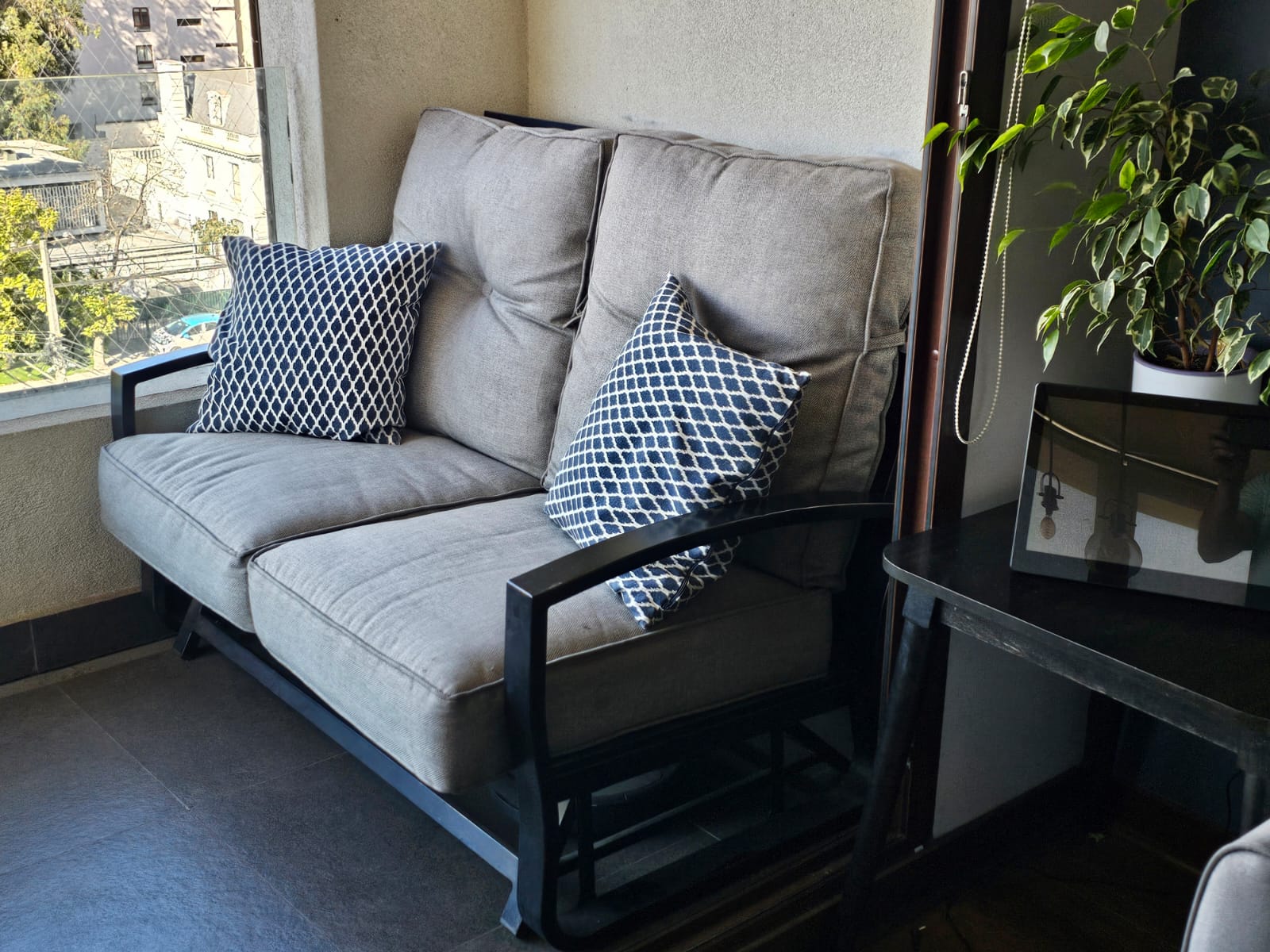 Sofá mecedora exterior Ashley