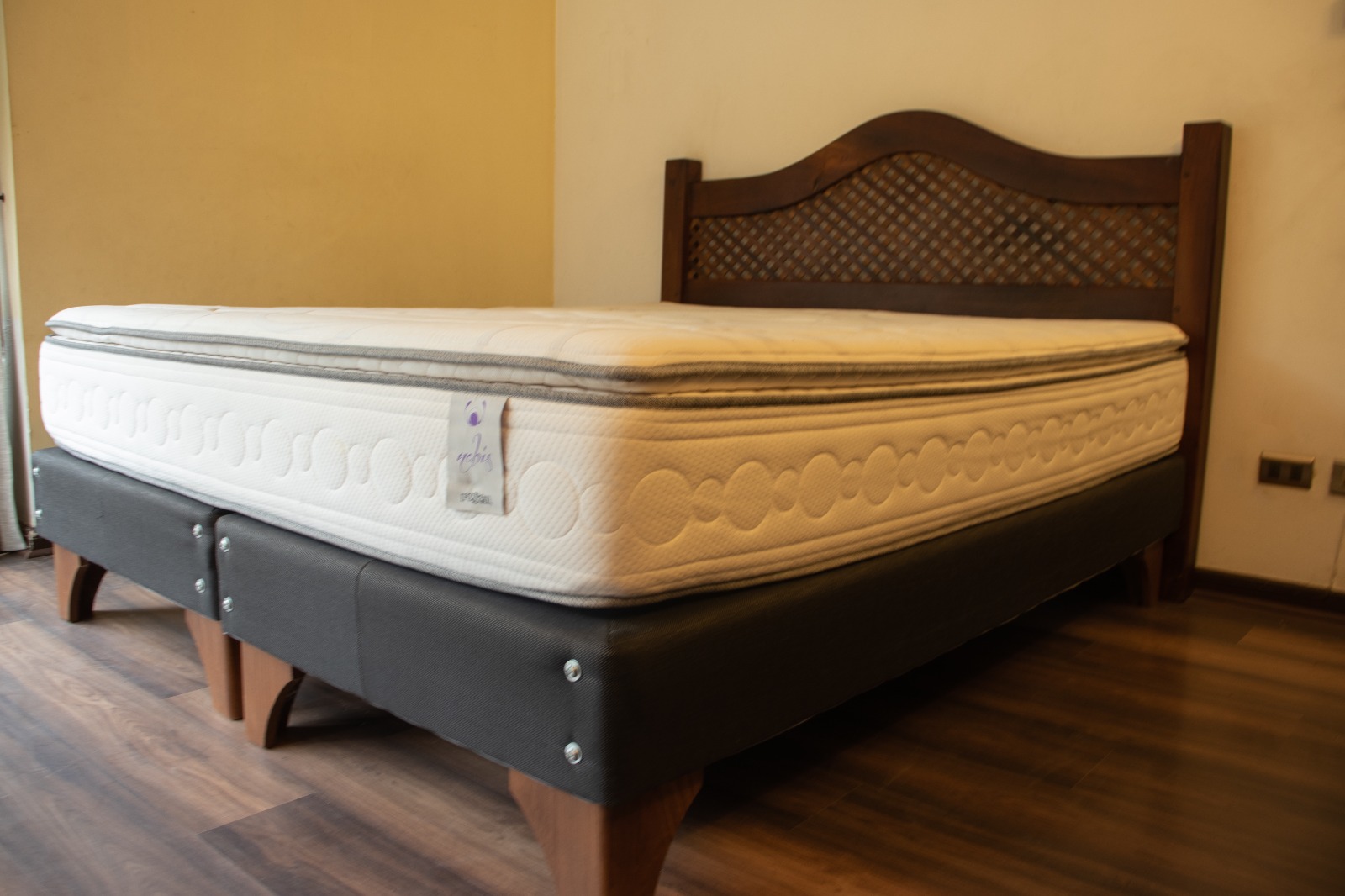 Cama King plazas Rosen Nabis - Imagen 7