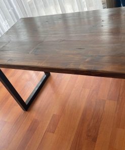 Mesa comedor diseño madera