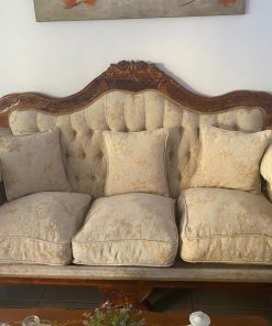 Sofá 3 cuerpos normando con capitoné