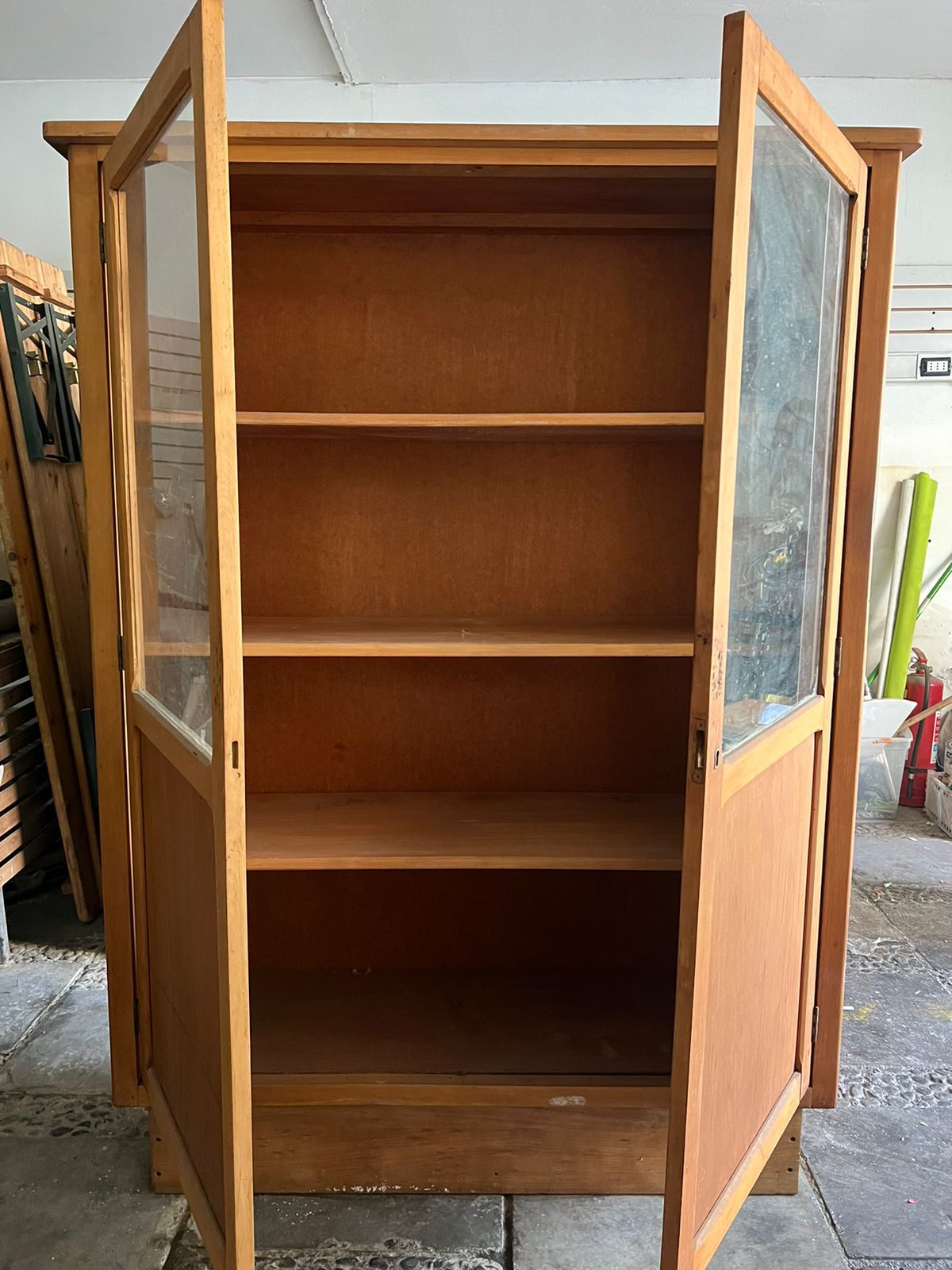 Vitrina 2 puertas - Imagen 3